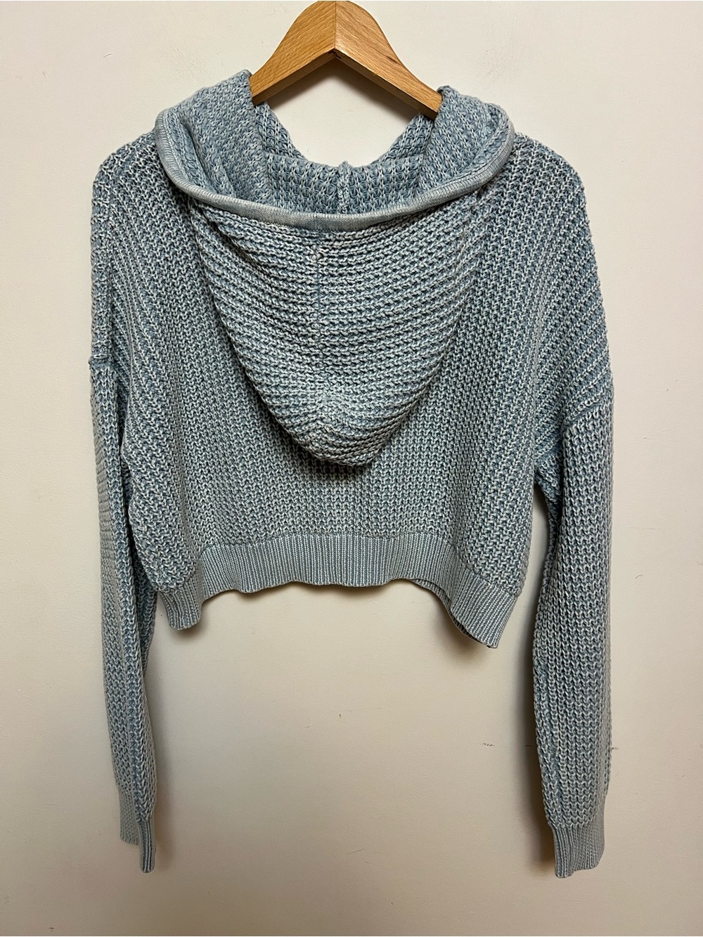 Haute Hippie Style Cropped Knit Zip-Up Hoodie – Blue – Size L – 100% Cotton - Picture 3 of 5